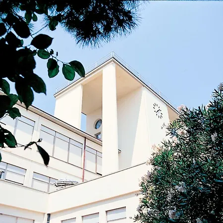 Bella Italia Sport Village База отдыха