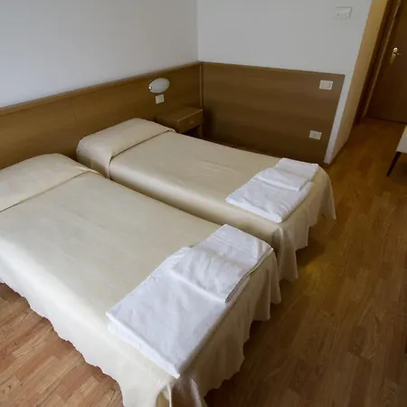 Bella Italia Sport Village 홀리데이파크 3*