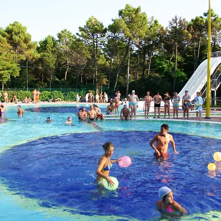 Bella Italia Sport Village 3*