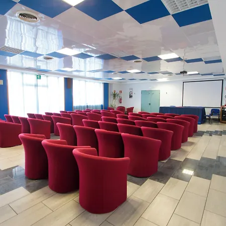 Bella Italia Sport Village 3*