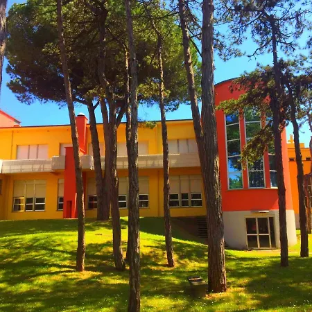 홀리데이파크 Bella Italia Sport Village 3*
