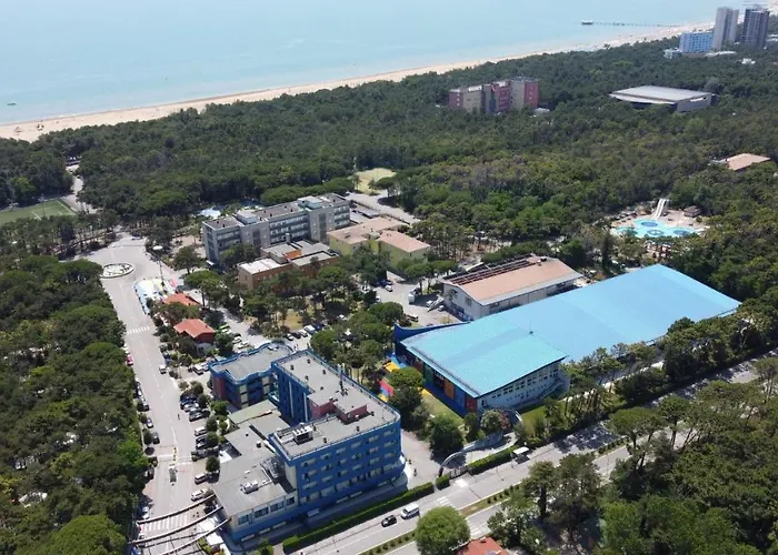 Holiday park Bella Italia Sport Village 4*