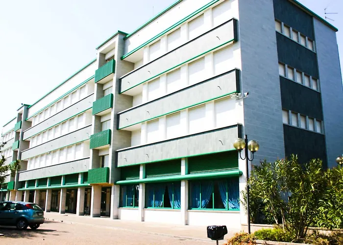 Bella Italia Sport Village 4*